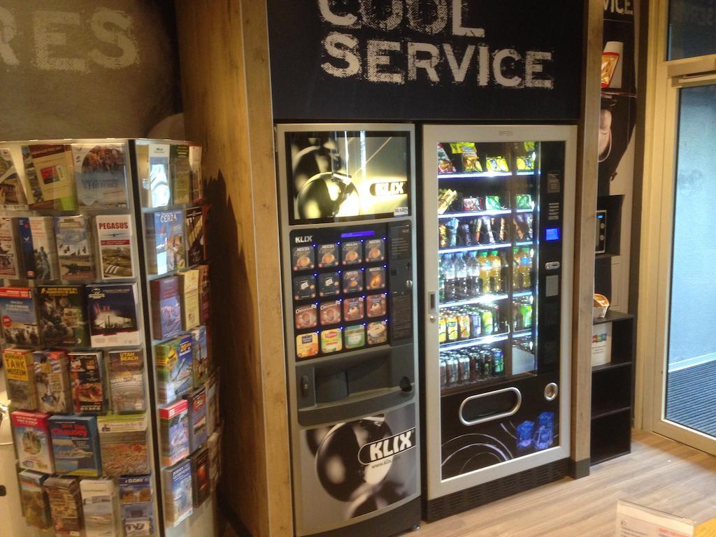 Ibis Budget Caen Centre Gare Exterior foto